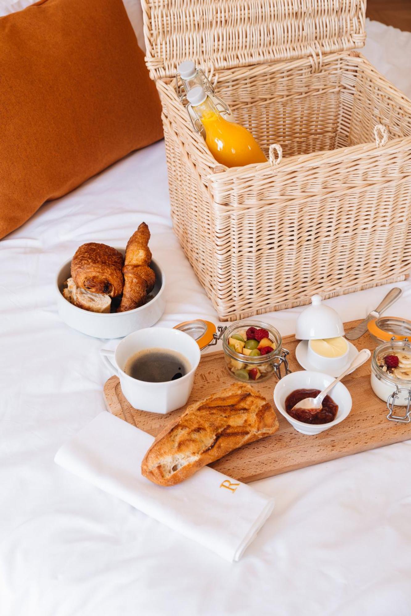 Le Chateau Real Saint-Seurin-de-Cadourne ห้อง รูปภาพ